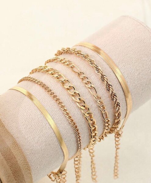 Bracelet