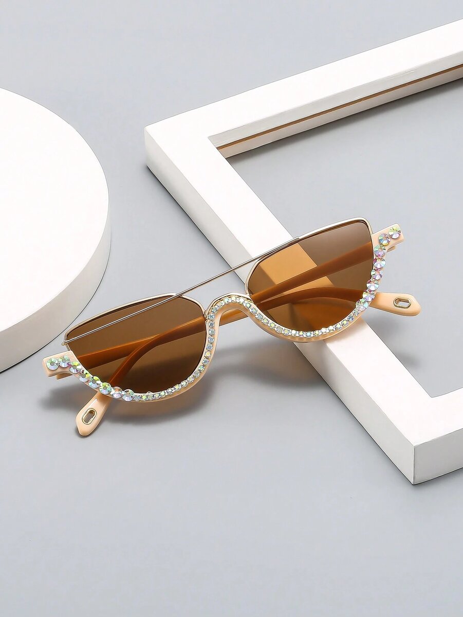 Lunettes de soleil et de soirée