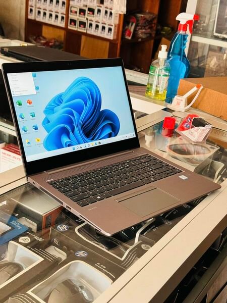 HP ZBOOK 14u G6 TACTILE CORE i5, 32GB 512SSD M2 