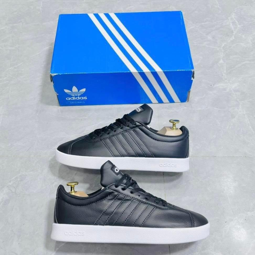 Chaussures Addidas