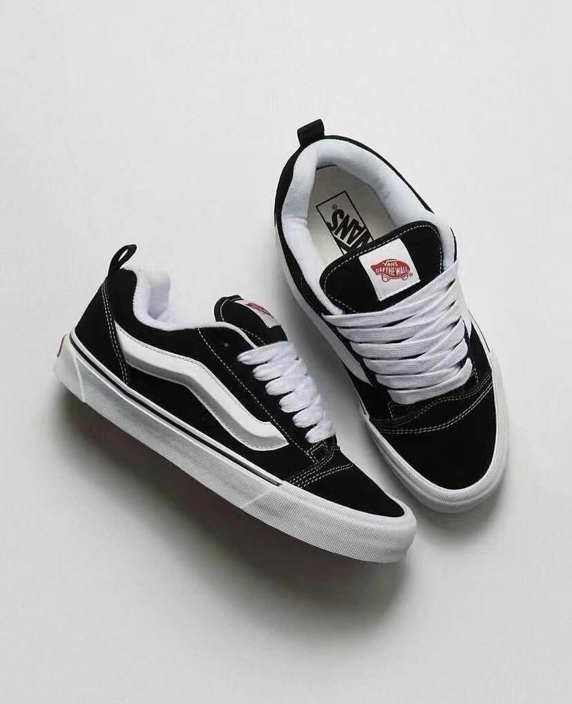 Vans old school knu