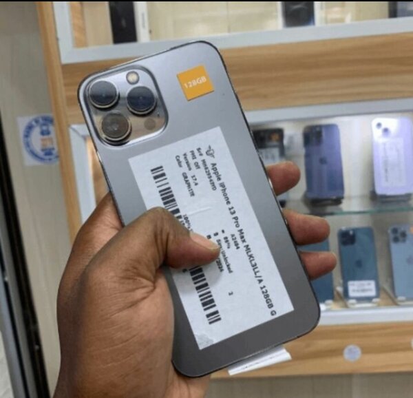 Smartphone 128GB argent élégant