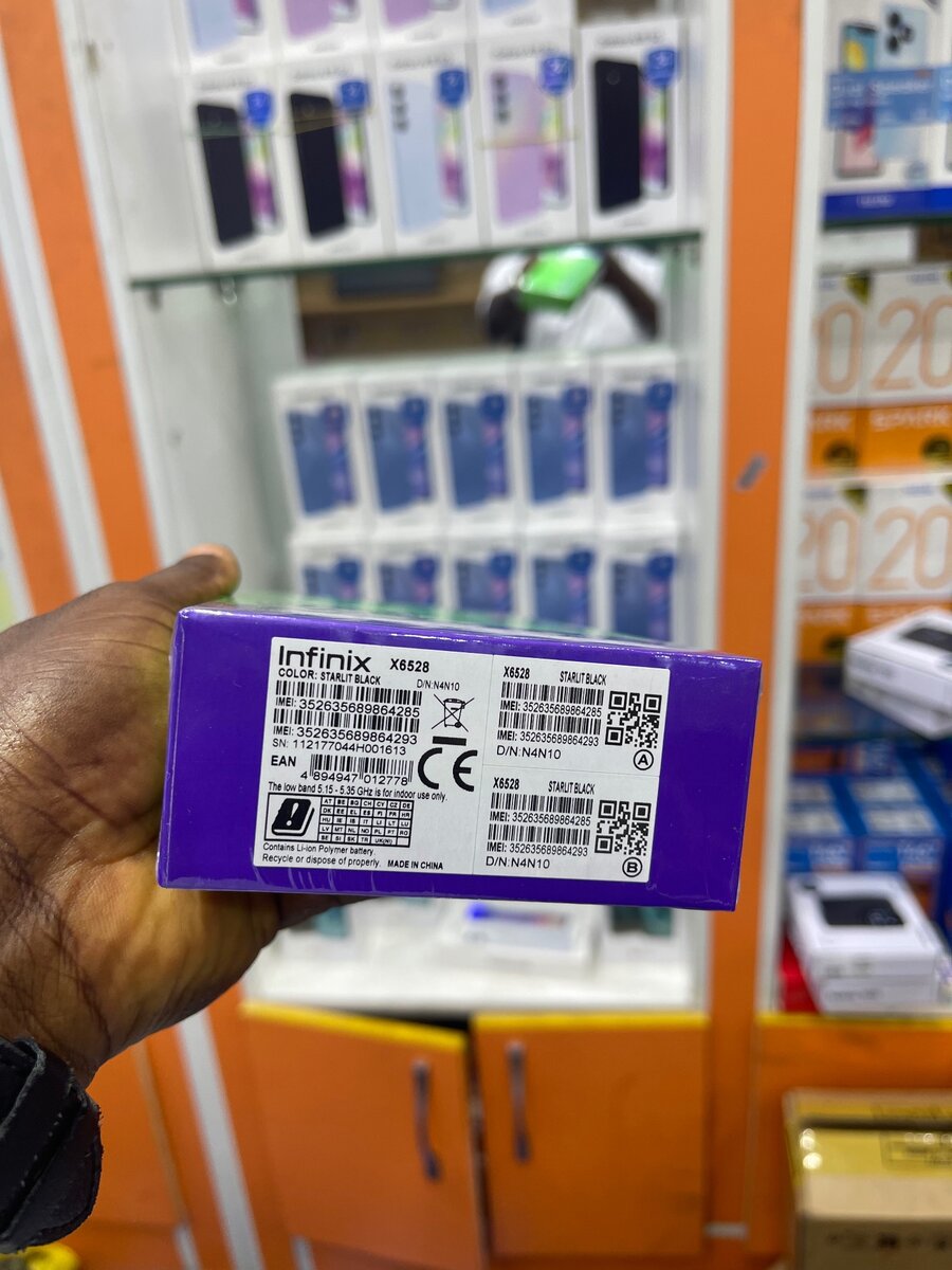 TECNO CAMON 40i