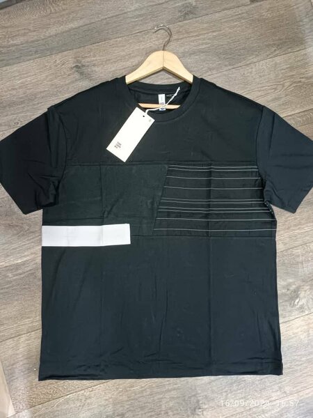 Tee-shirts