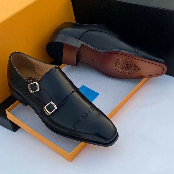 EXECUTIVE SHOES