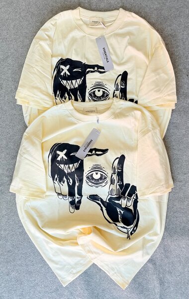 Teeshirt disponible