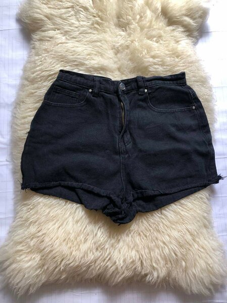 PLT Short