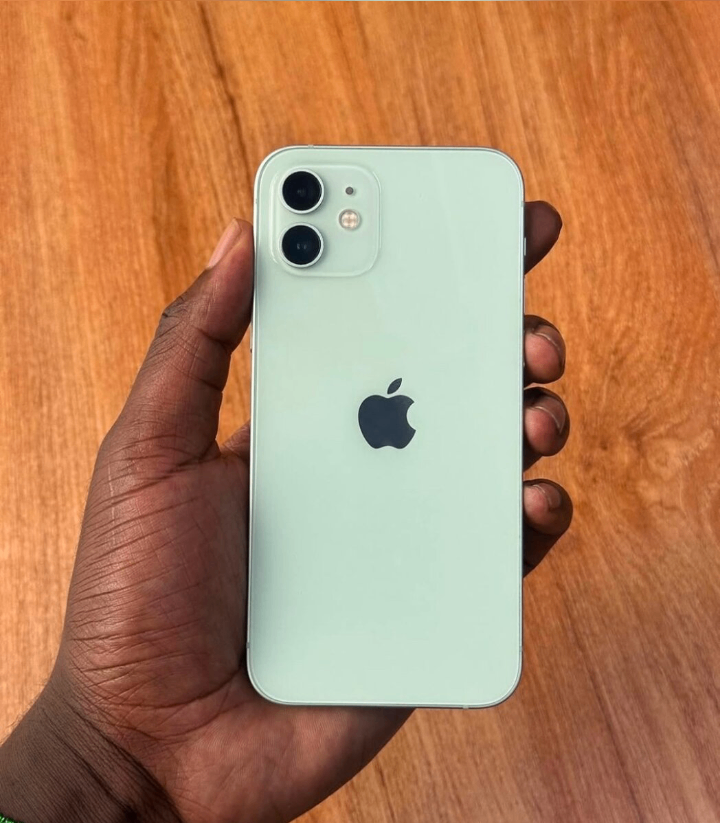 iPhone 12