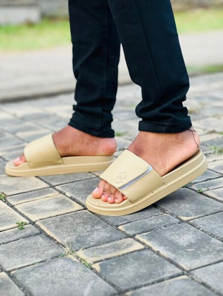 Sandales
