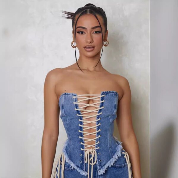 LACE UP TOP