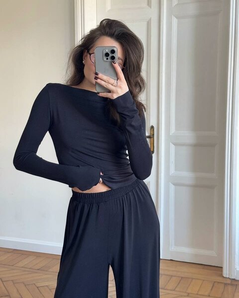 https://www.instagram.altiwa_fashionkg