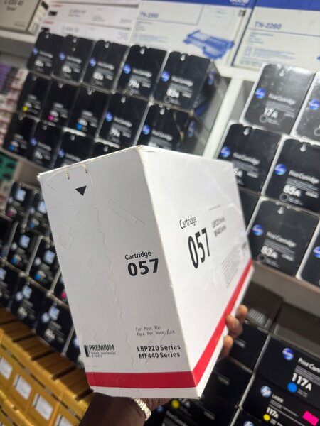 Toner 057