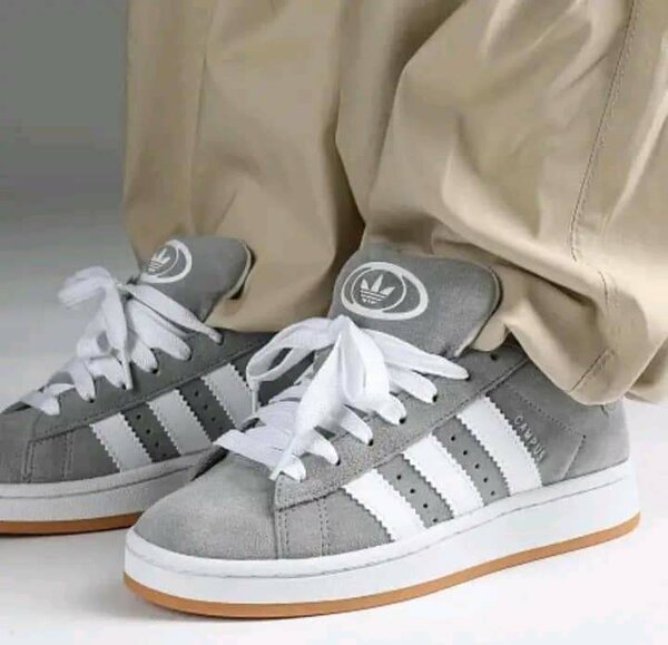 Adidas campus