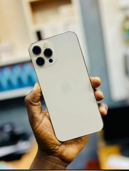 iPhone 12 pro Max