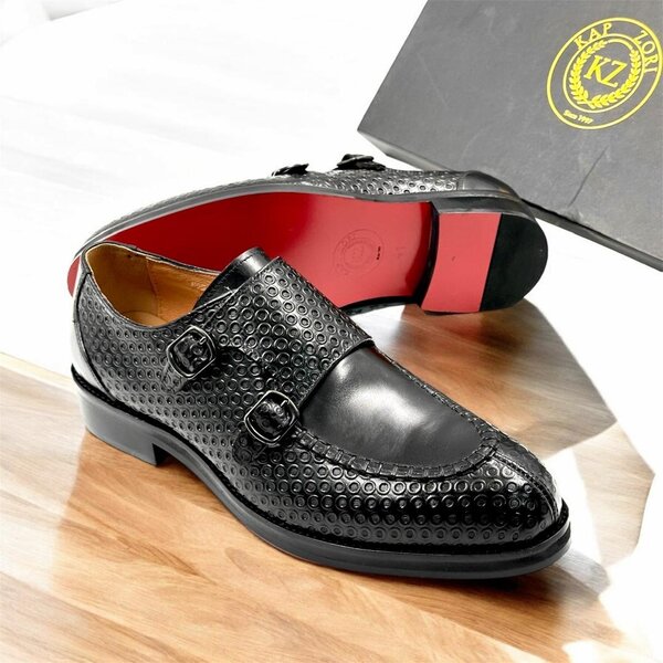 EXECUTIVE SHOES