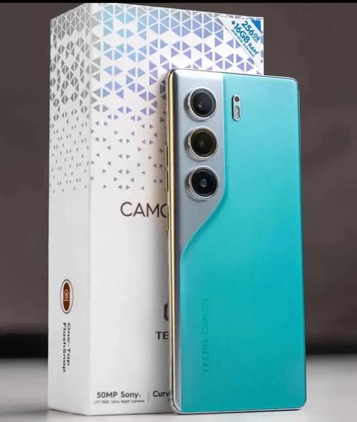 Tecno Camon 40