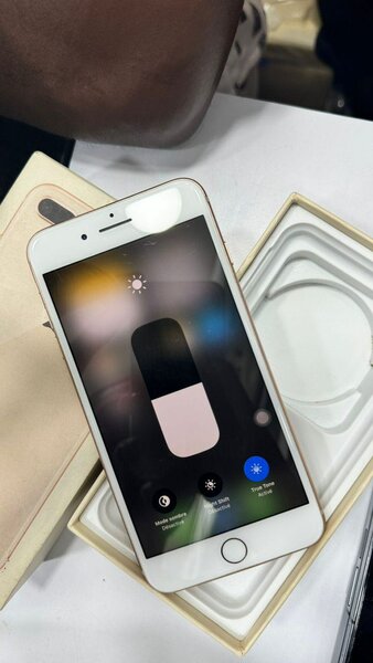 iPhone 8 Plus 64g