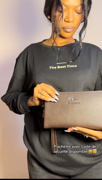 Pochette Homme en Cuir Élégante