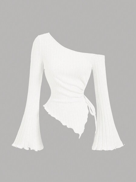 Top blanc asymétrique élégant