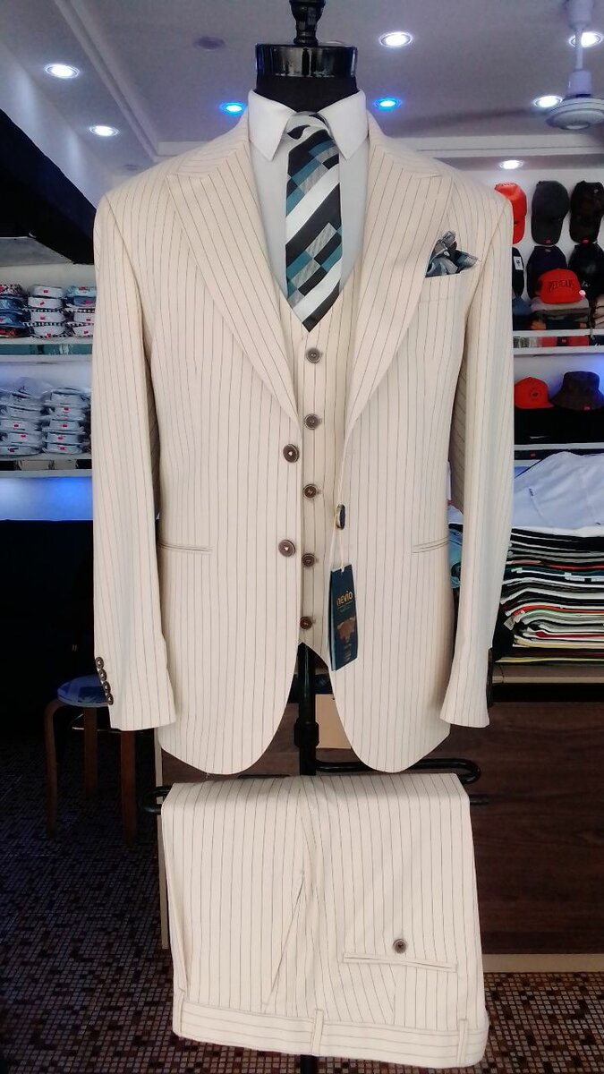 MEN SUITS