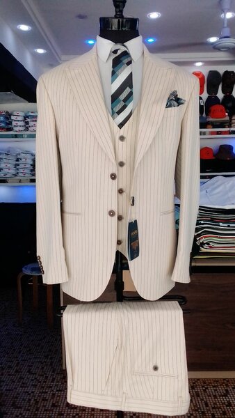 MEN SUITS