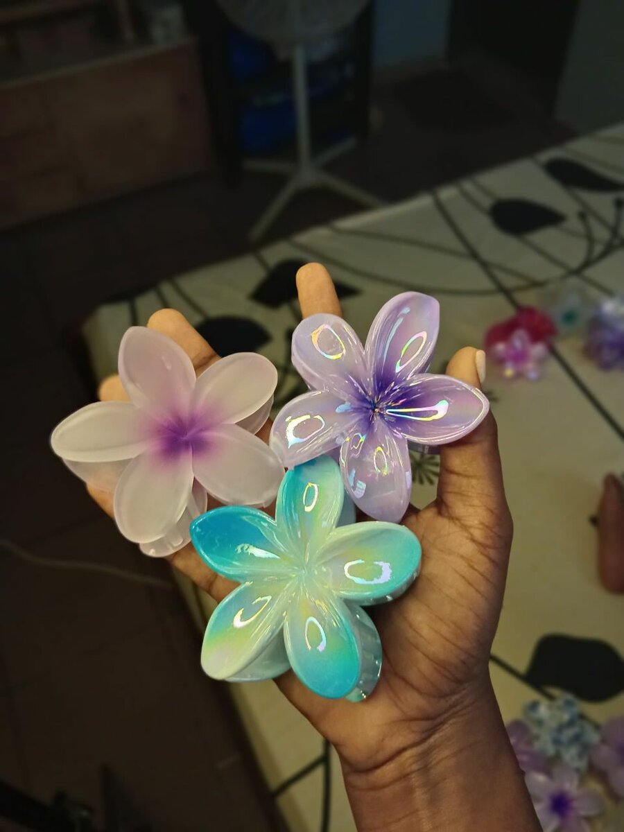 Pinces à cheveux fleur colorées