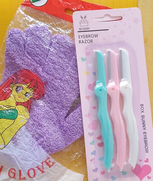 Gants exfoliant et plus