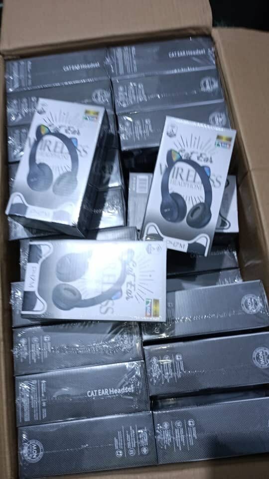 Wireless Bluetooth Headphones