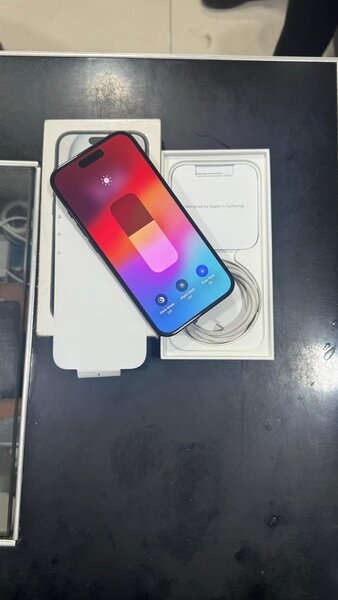 iPhone 15 128G
