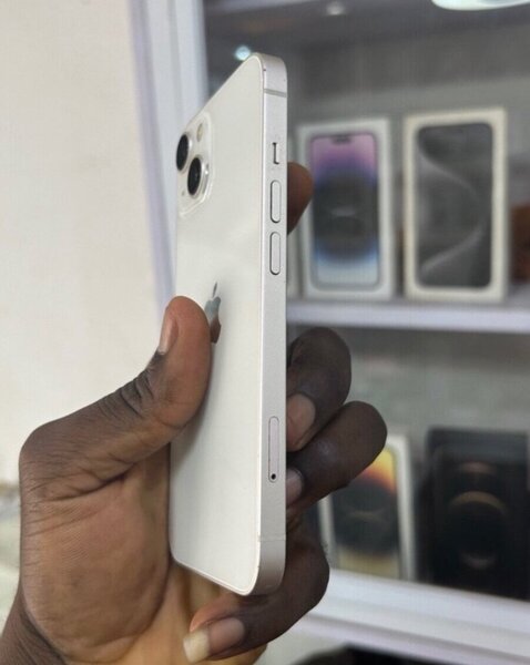 iPhone 13