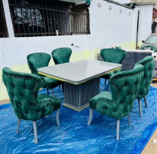 Dinning 6 chairs 
