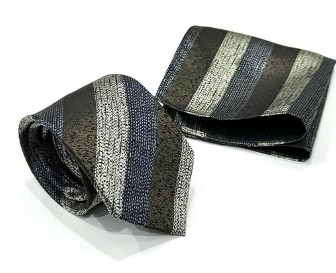UNIQUE SILK TIES