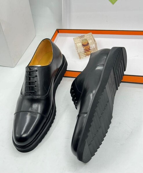 CLASSIC SHOES