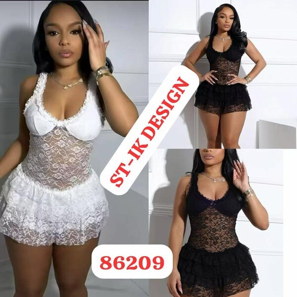 Ensemble lingerie dentelle séduisante