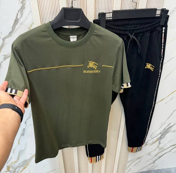 T-shirt and down