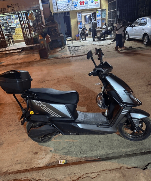 Scooter électrique Revoo