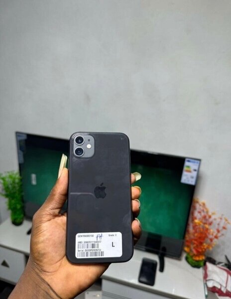iPhone 11