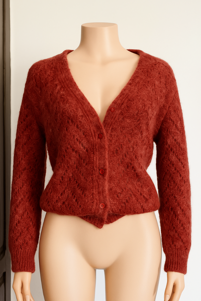 Cardigan en laine rouge élégant