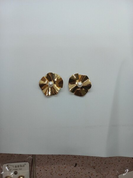 Earring