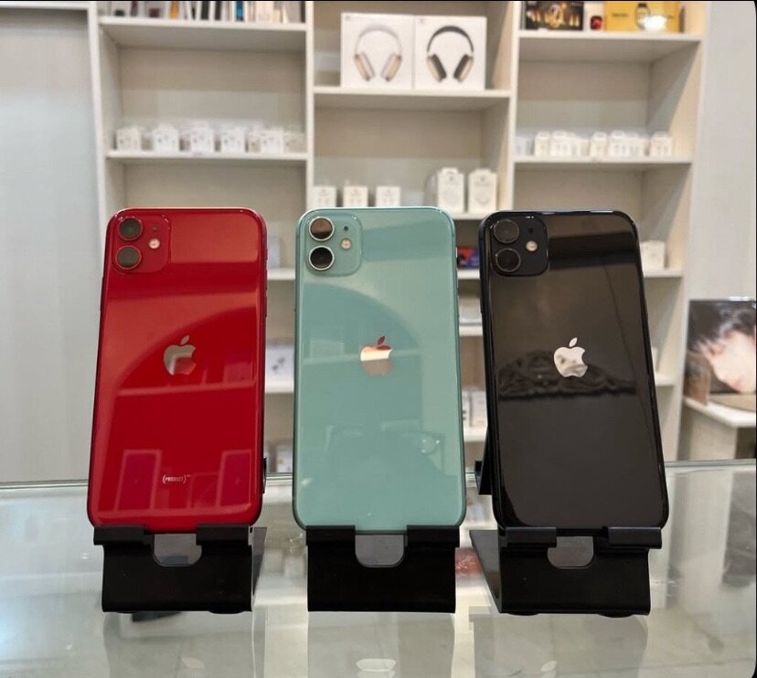 iPhone 11