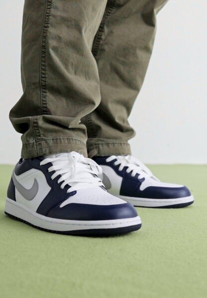Nike Jordan 1 Low