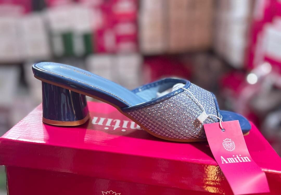 chic mules