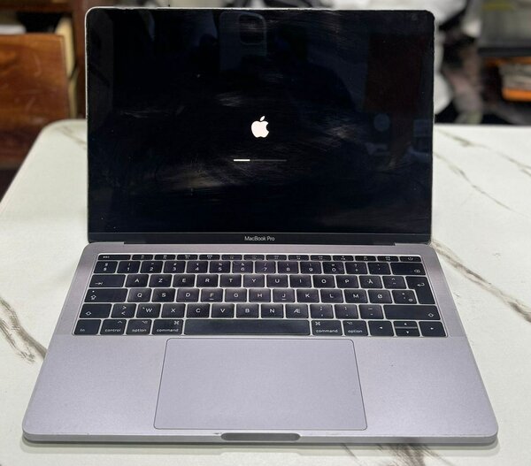 macbook pro retina i5 2017