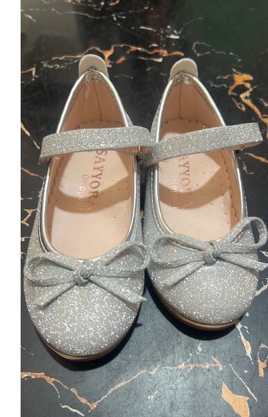 Shoe