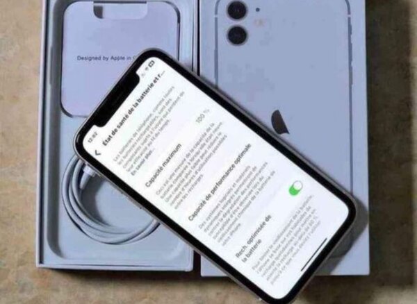 iPhone 11 simple