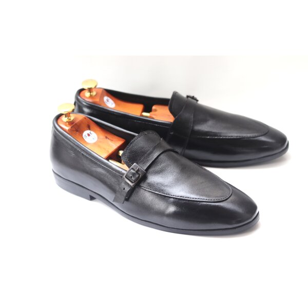 Single strap Shoe