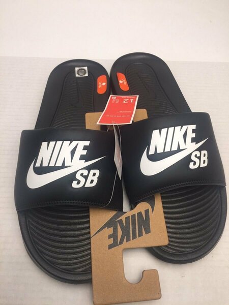 Sandales homme neuves Nike SB One Slide taille 12 noir blanc