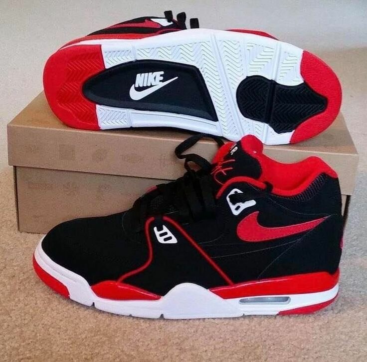 Sneaker