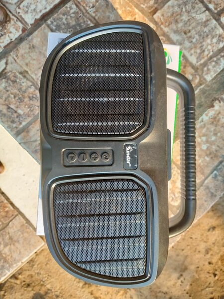 Sundar speakers