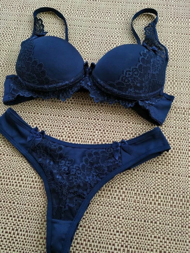 UNDER WEAR